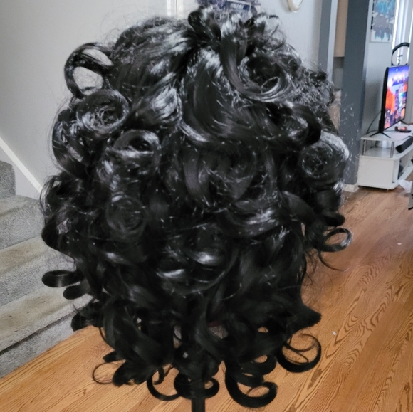 Black 1B Synthetic 10" Loose Curls Wig - Picture 3 of 5